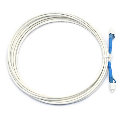 Düşük Giriş Kaybı LC Patch Cord Fiber Kablo Duplex Simplex Beyaz Renk Ceket Mavi bağlantı