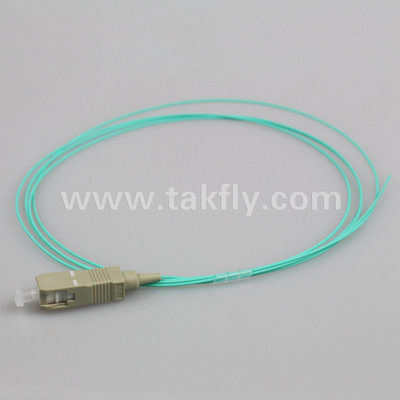 SC UPC 0.9mm SX OM3 Fiber Optic Pigtail 1.5M yüksek dönüş kaybı ile UPC SM≥50dB ve düşük etkileşim kaybı ≤0.3dB