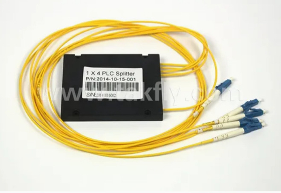 Kompakt Gpon Epon 1X4 SC APC ABS FTTX Fiber Optic PLC Splitter -40- 85C sıcaklık toleransı ile