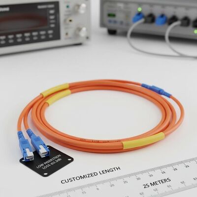 Düşük Ekleme Kaybı ≤0,3dB LSZH Kılıf Malzemesi ve Özelleştirilmiş Uzunluğa Sahip Mod Koşullandırma Fiber Optik Bağlantı Kablosu