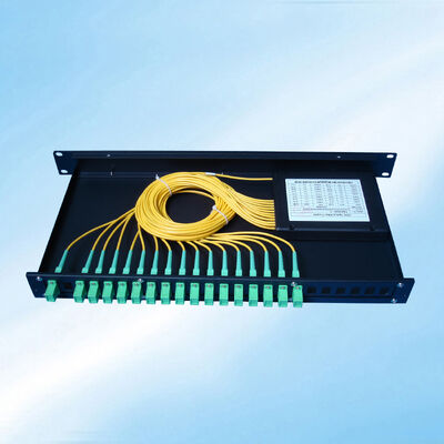 Fiber Optic PLC Splitter Rack Mount Single Mode G657A SC Veri Merkezi Telekom için APC/UPC FTTx