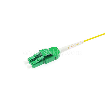 Yüksek yoğunluklu kablolama için alan tasarrufu yapan LC-LC Uniboot Patch Cord