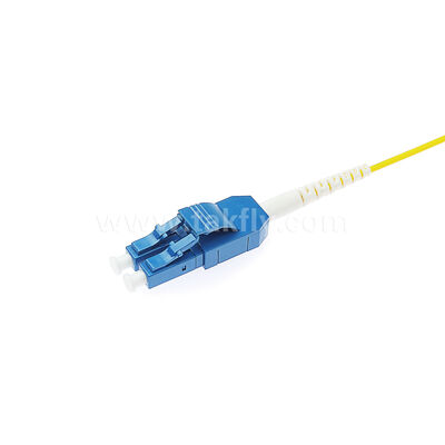 Yüksek yoğunluklu kablolama için alan tasarrufu yapan LC-LC Uniboot Patch Cord