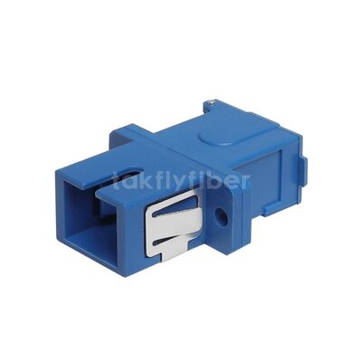 SC Simplex Adaptörü. Kolay kurulum ve yüksek ve düşük sıcaklığa dayanıklı. Maksimum güç aktarımı için fiber optik çiftleyici.