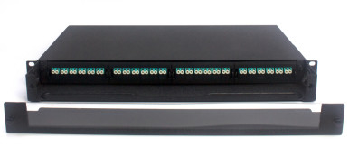 Kablo çapları için özelleştirilebilir MTP MPO Patch Panel Spesifikasyonu 0.9 / 2.0 / 3.0mm