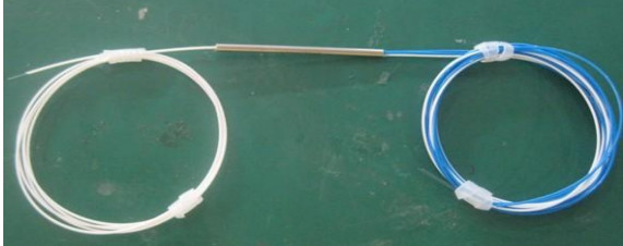 Yüksek Yönlendiricilik dB ≥40 1×2 veya 2×2 850/1310nm geniş sıcaklık aralığı için çok modlu fiber çiftleyici
