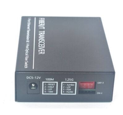 SC Simplex/Duplex 10/100/1000Base-TX'den 1000Base-FX'e LFP'li Fiber Optik Medya Dönüştürücü