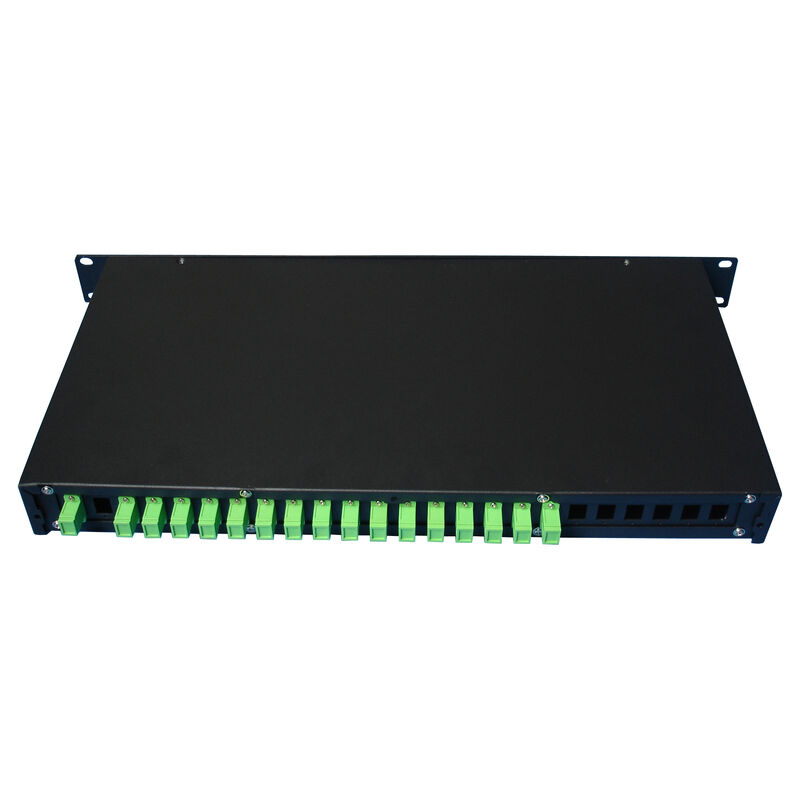 Fiber Optic PLC Splitter Rack Mount Single Mode G657A SC Veri Merkezi Telekom için APC/UPC FTTx