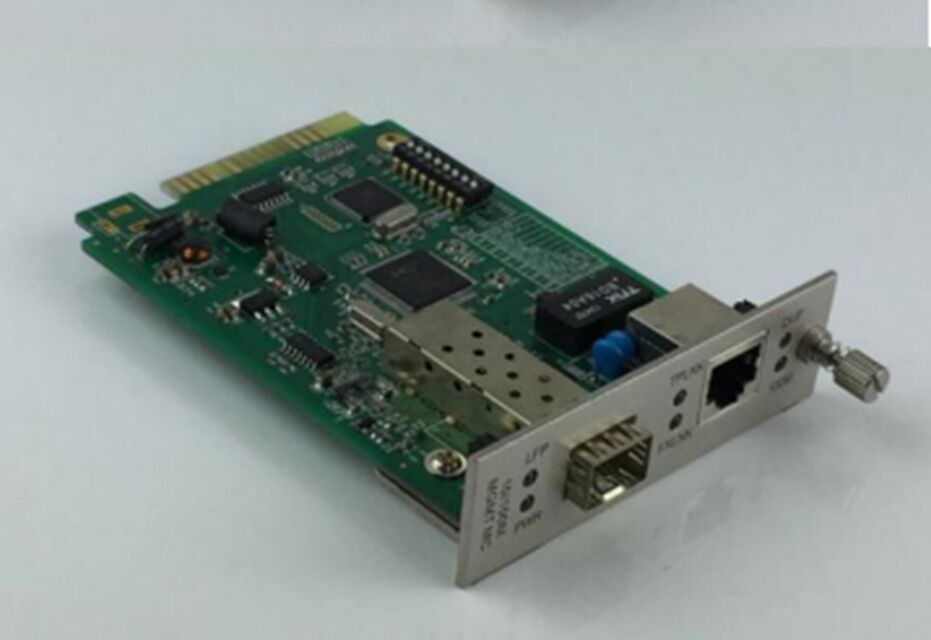 10/100M Base-T to 100 Base-X Managed Media Converter Factory Direct S Factory Direct Sales Reliable Network Connection Factory Direct Sales Reliable Network Connection