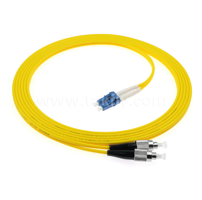 LC-FC Hibrit Fiber Bağlantı Kablosu – Esnek Ağ Bağlantısı için Tek Yönlü / Çift Yönlü, Tekli Mod ve Çok Modlu